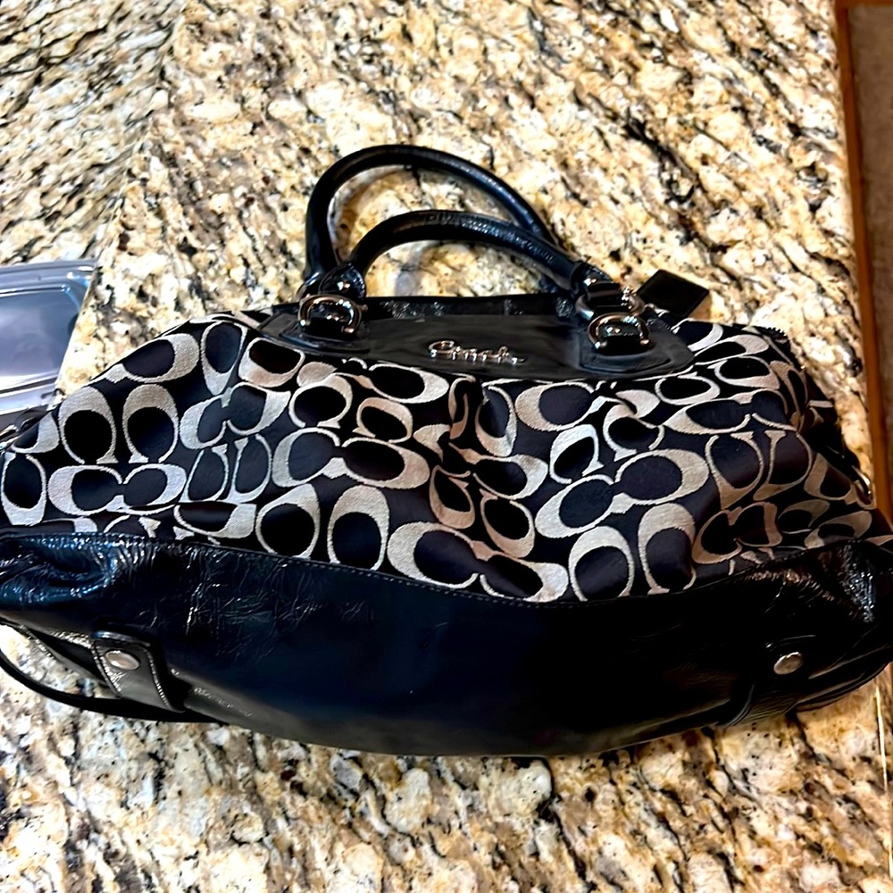 Coach medium shoulder bag